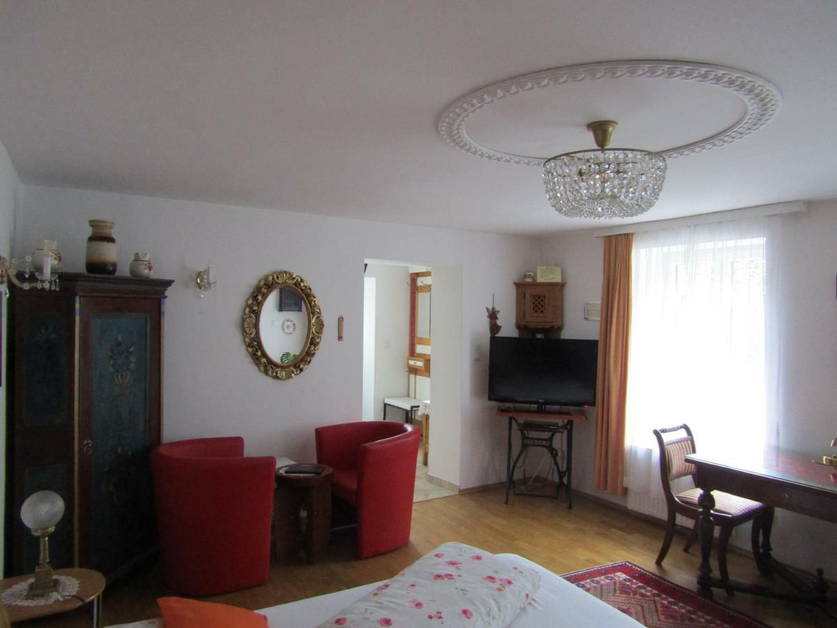 Villa Kreuthhof Appartements Klosterneuburg Exteriör bild